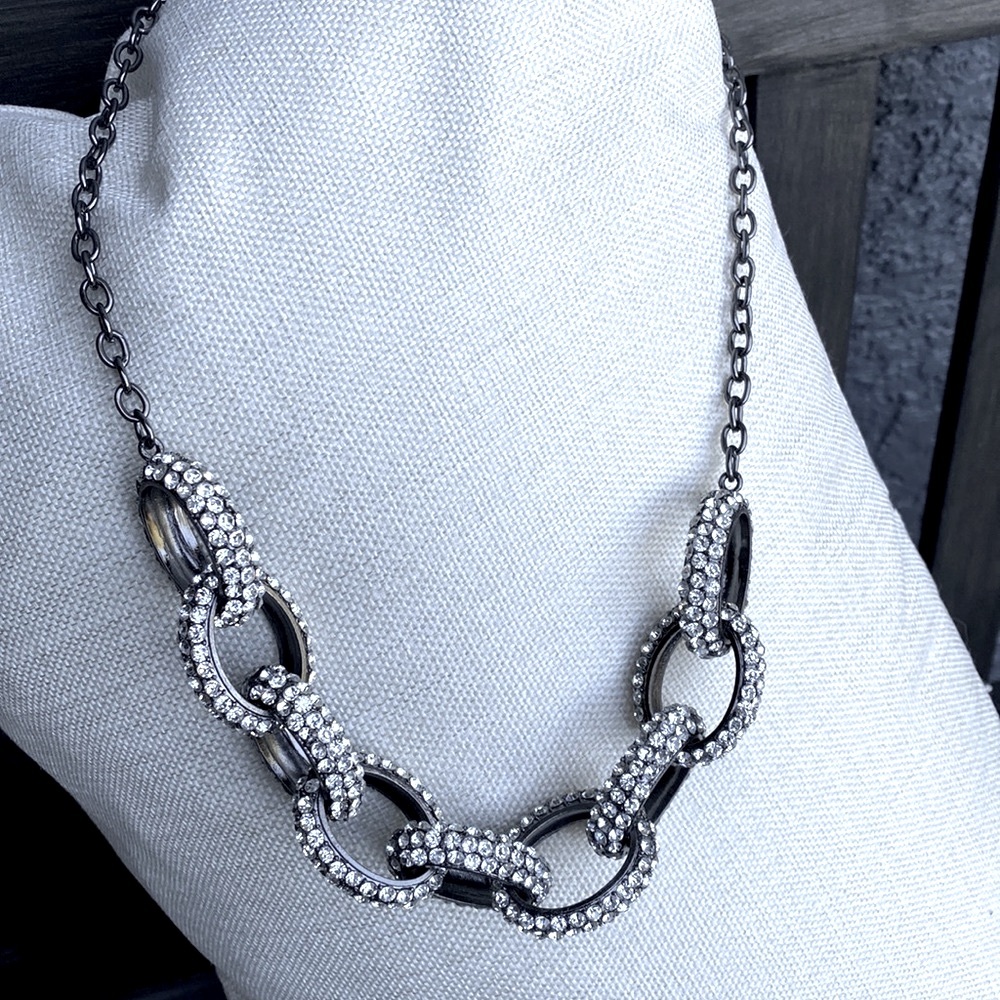 Necklace Unique, Silver Rhinestones Loops